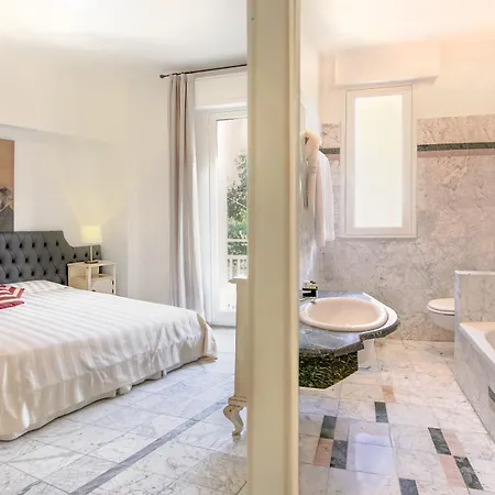 Shelley E Delle Palme, Bw Signature Collection 3* Lerici