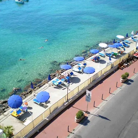 Shelley E Delle Palme, Bw Signature Collection Hotel Lerici
