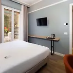 Shelley E Delle Palme, Bw Signature Collection Hotel