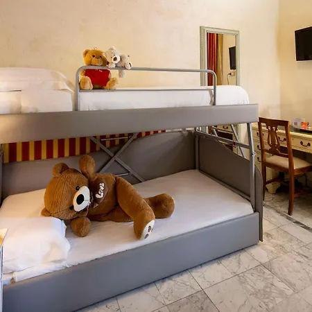 Hotel Shelley E Delle Palme 3*