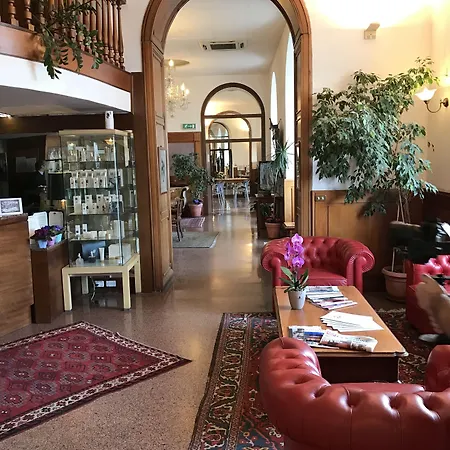 Shelley E Delle Palme, Bw Signature Collection 3* Lerici