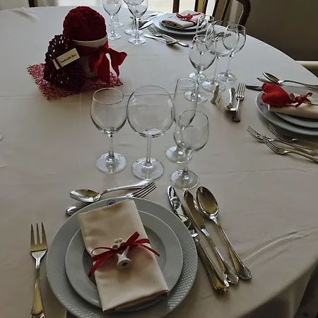 Shelley E Delle Palme, Bw Signature Collection Hotel 3*