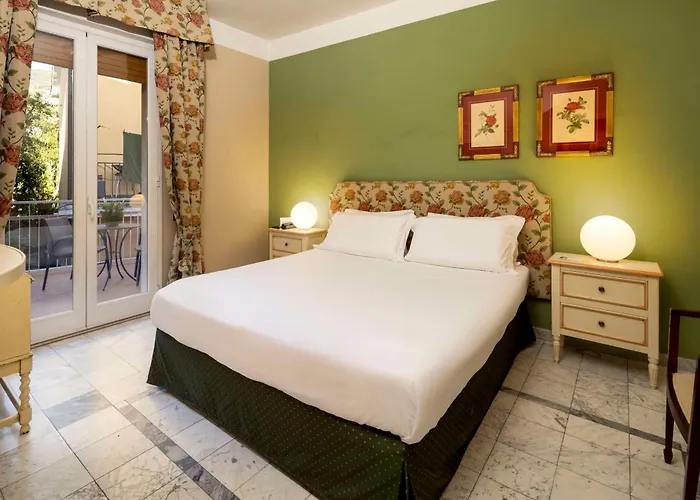 Shelley E Delle Palme, Bw Signature Collection 3* Леричи